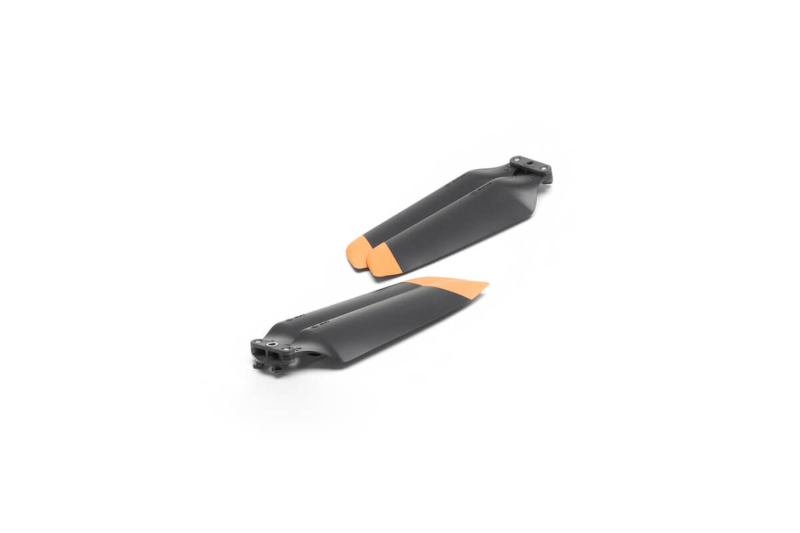 DJI Matrice 4 Series low-noise drone propellers by EE GROUP, shown in a close-up image highlighting the sleek design and blades.